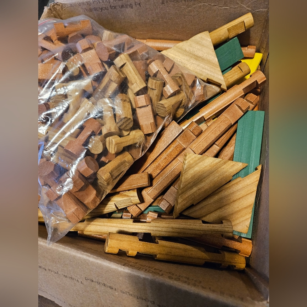Lincoln Logs